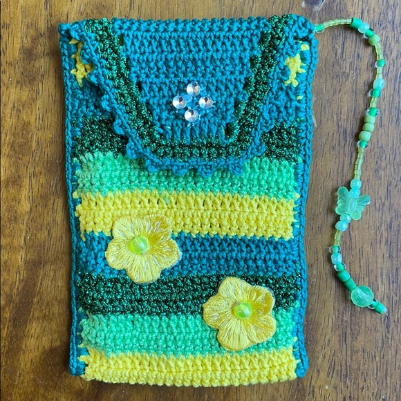 Hand Cochet Pouch - Picture 1 of 4
